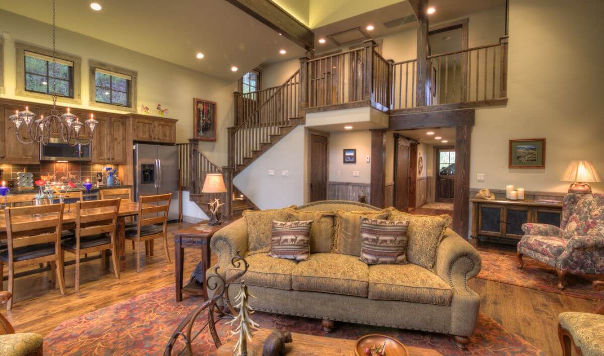 Bunkhouse Lake Creek-4