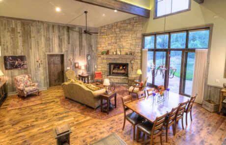 Bunkhouse Lake Creek - Main